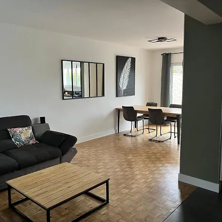 Maison Familiale Cosy Holiday home Le Haillan