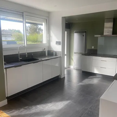 Holiday home Maison Familiale Cosy Le Haillan